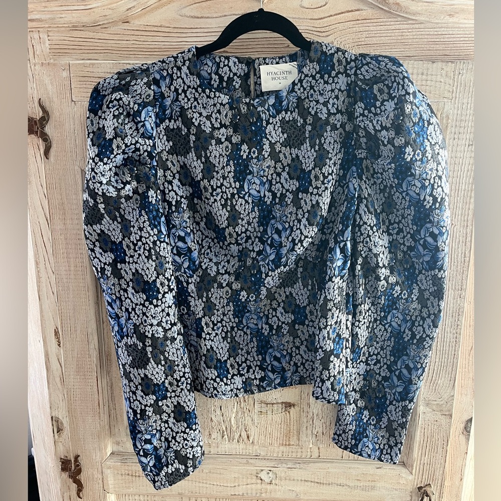 Hyacinth House Floral Tuckernuck Jacquard Women's Blouse Size Medium